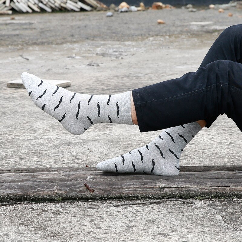 Nouvelle décontracté chaussettes dessin animé moustache homme coton chaussettes décontracté automne hiver chaussette chaude