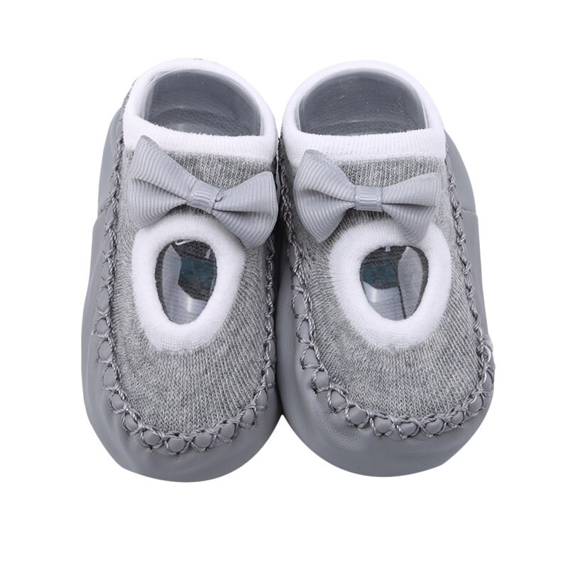 0-3 jaar oude kindervloersokken lente zomer antislip leren onderkant babyschoentjes strik meisjessokken: Grijs
