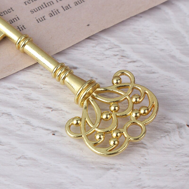 Nowy przenośny kształt klucza otwieracz robić butelek pierścień breloczek brelok metalowa impreza z piwem narzędzie barowe