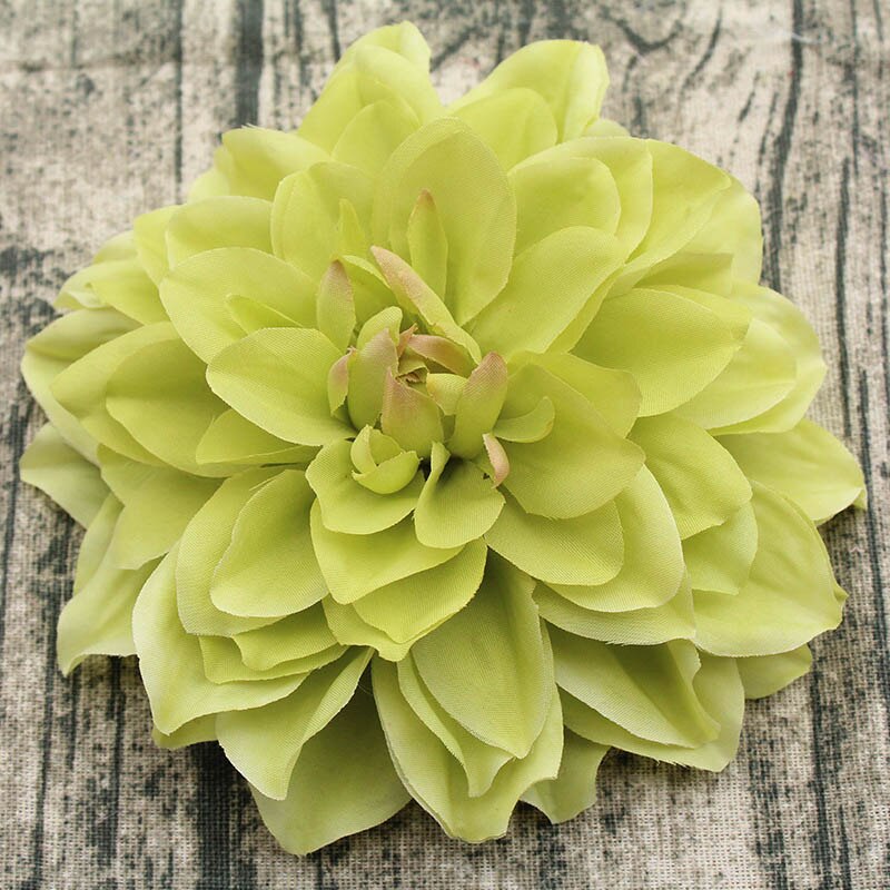 7 stk diameter 15cm høj kvalitet dahlia crepe kunstige blomster hoved bryllup boligindretning håndlavede diy silke blomster: Grøn
