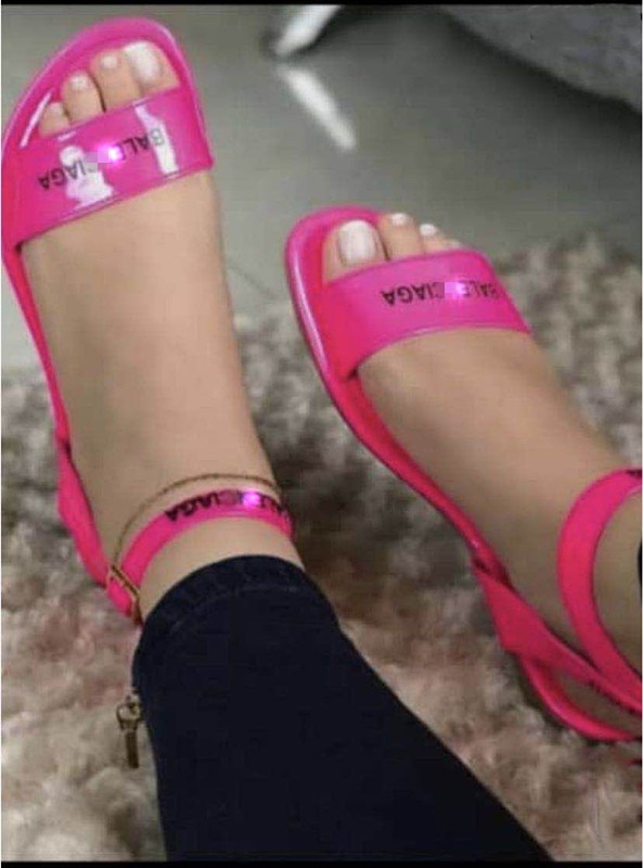 Dames zomer strand sandalen platte schoenen pu plus size een band open teen candy sandalen mujer sapato feminino