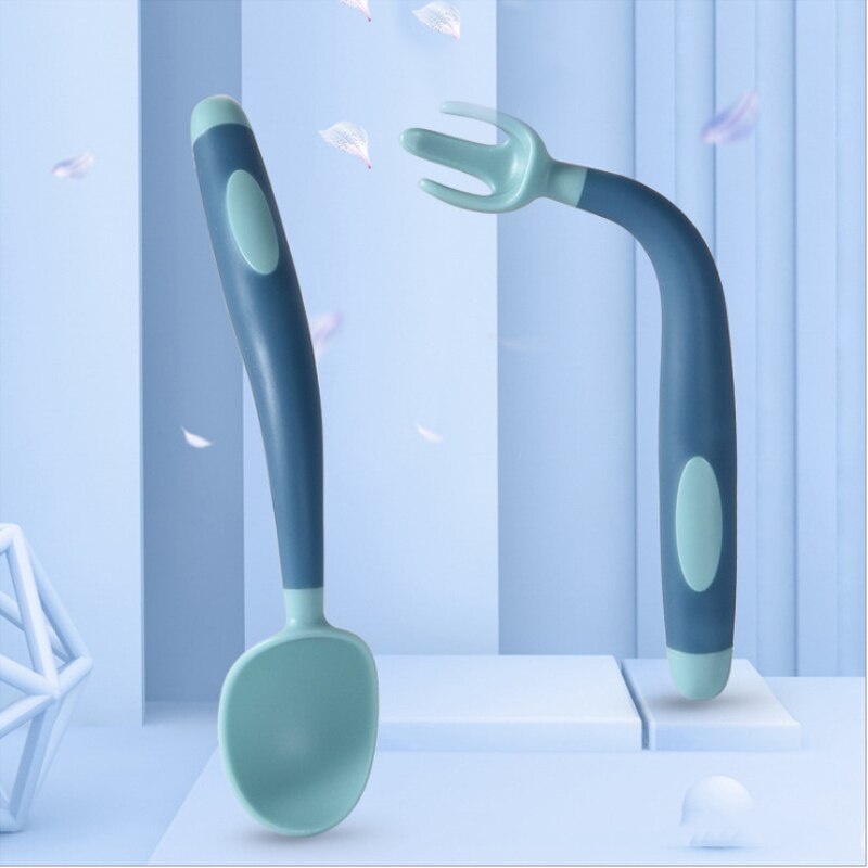 Dziecko łyżka widelec zastawa stołowa dla dzieci dziecko widelec silikonowe zastawa stołowa dzieci dziecko sztućce Silicona Bebe łyżki dla małych dzieci: niebieski B