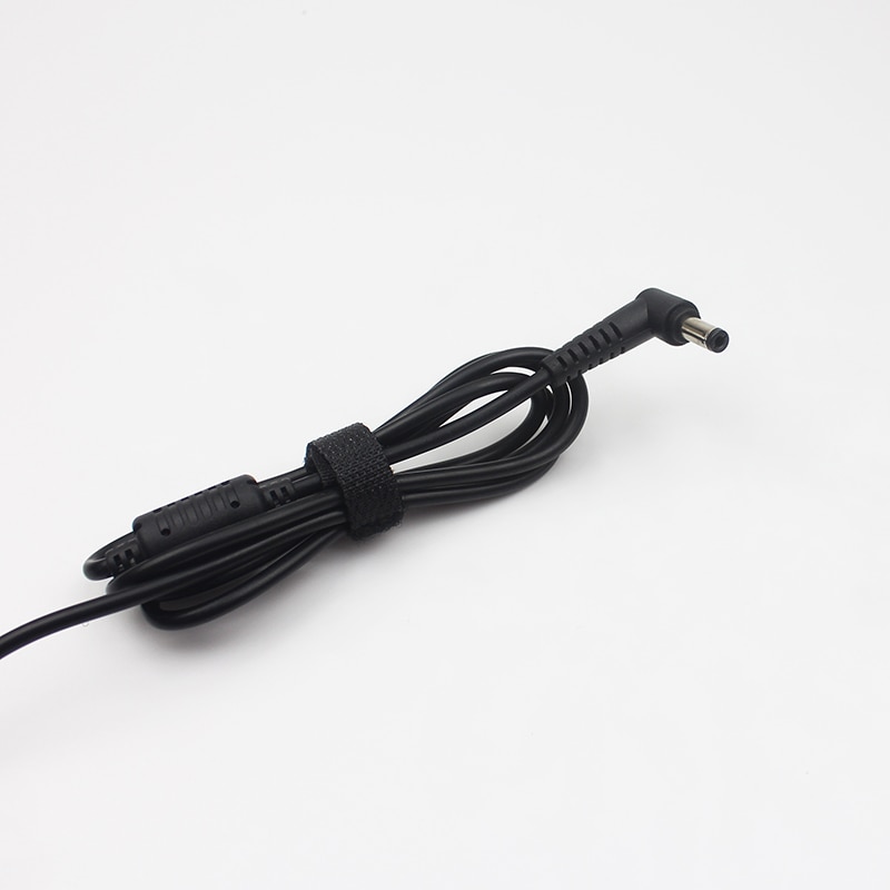 Yleinen 19v 4.74a 90w 5.5*2.5mm auto dc laturi asus lenovo toshiba fujitsu kannettavalle tietokoneelle 5 v 2a usb-portti puhelimen lataus