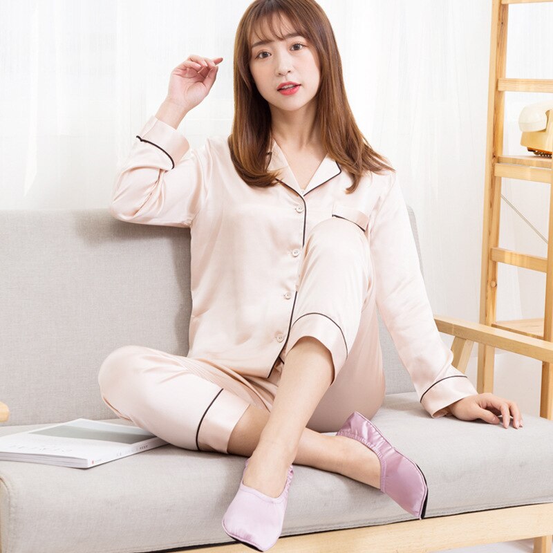 19 Momme House Wear Silk Slippers for Indoors Ballet Shoes Comfortable ladies Shoes for travel floor slipper