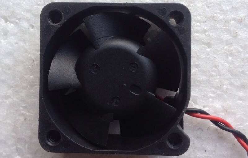 thumbnail image 2 of Delta EFB0412HHD 40mm 12V 0.15A 3-Wire Cooling Fan – 4020 Case Fan 2 of 3
