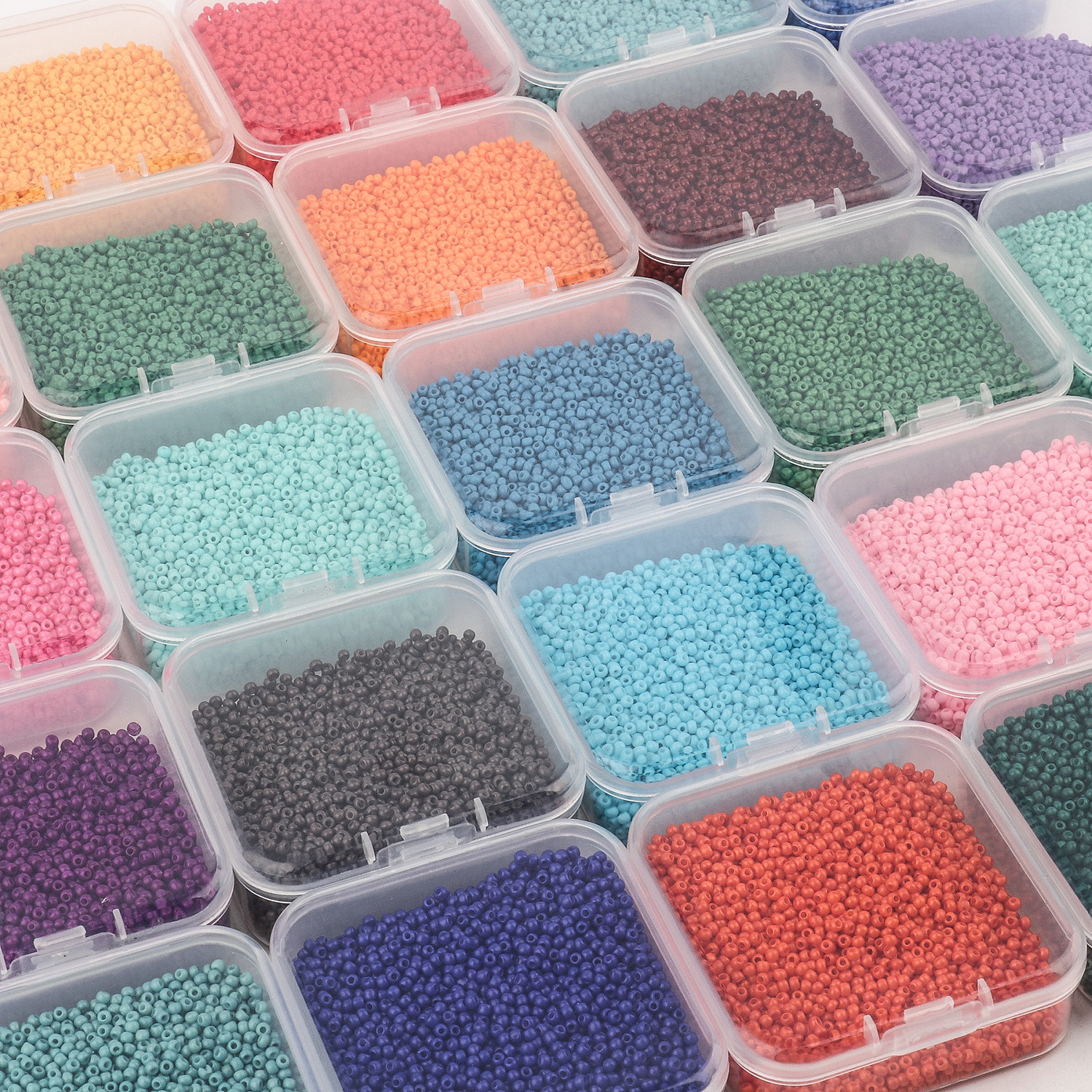 2mm Tsjechische Glas Rocailles Boxed Kralen Accessoires Voor Sieraden Maken Handgemaakte Armband Ketting Materiaal Leverancier 4000 stks/doos