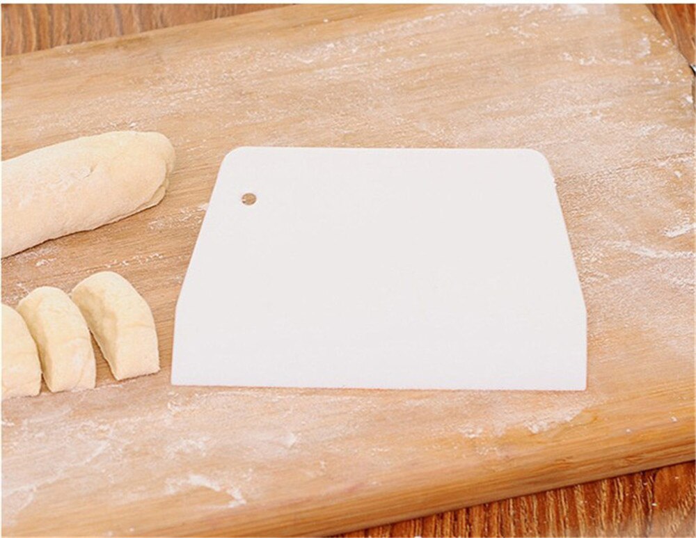 Scraper Cream Cakes Dough Cutters Dough Scraper Baking Tools cut Trapezoidal Plastic Flour Scraper Baking Utensils