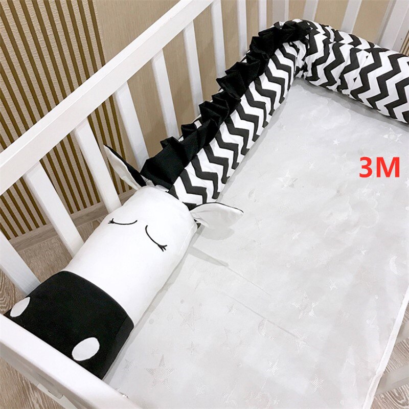 Newborn Cradle Bumper Crocodile Crib Bumper Plush Pillows Cushion Crib Bumper Pads Baby Crib Liner Animal Pillows Bed Children: 3 meters black