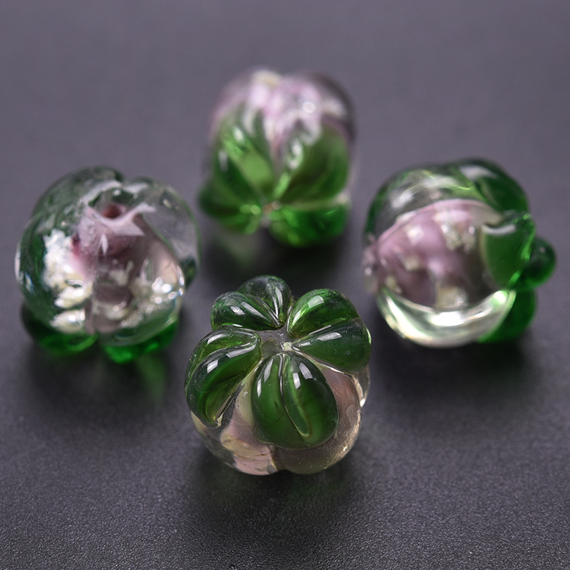 Fargerike 10 stk. glass jordbær persimmon druer perler spacer charms fruktperler øredobber tilbehør glass gjør-det-selv smykker armbånd: Lilla