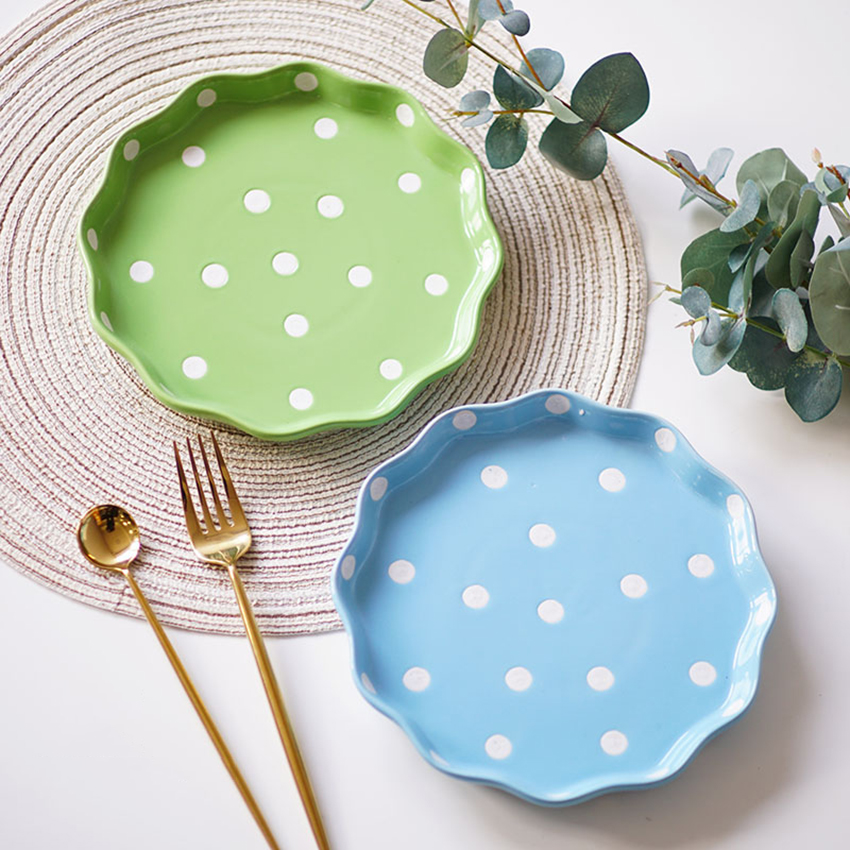Porcelain Pie Pan, Round Pie Plate Baking Dish with Ruffled Edge Fruit Dessert Vegetable Plate Microwave Baking Plate