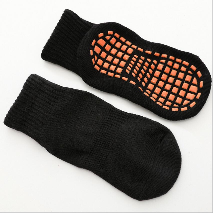 Anti-slip Sok Jongens meisjes Zachte Kamer Vloer binnen buiten Party Game Korte Trampoline slang Baby Antislip Sokken Kinderen sokken: Black Socks / 5 To 10 Year