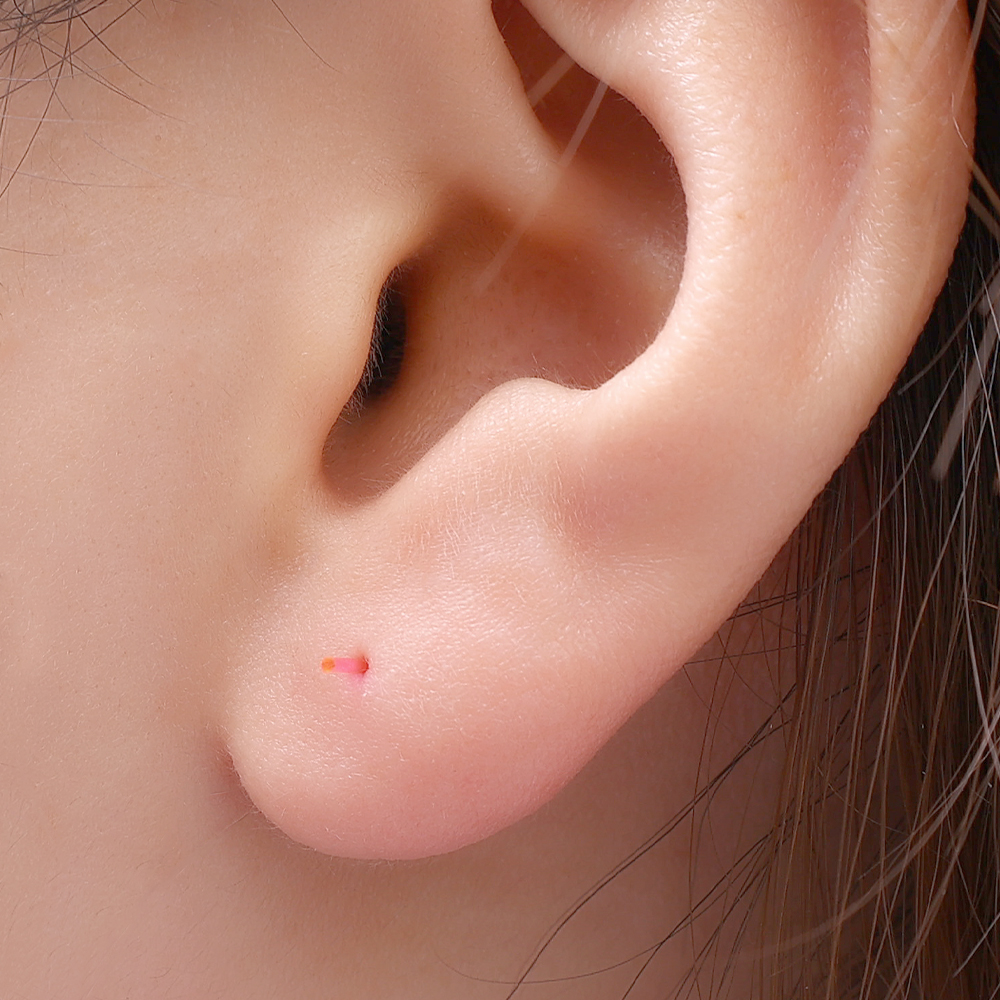 Niewidoczne plastikowe miękkie kolczyki sztyfty hipoalergiczne proste przezroczyste kolczyki Piercing ustalający kolczyki do uszu szpilki biżuteria