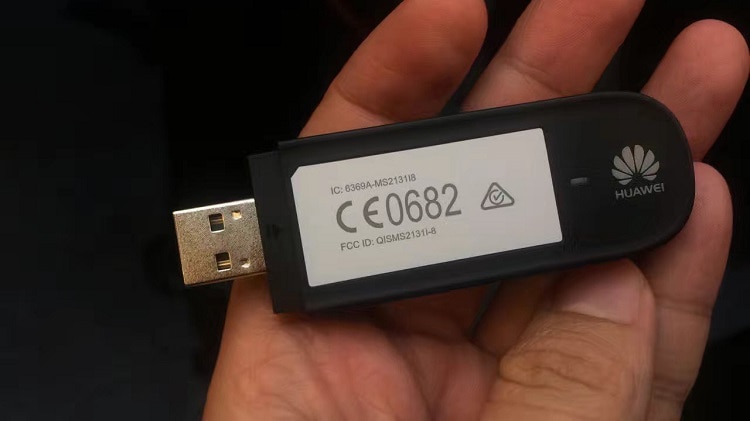 Huawei MS2131i-8 Iot Dongle Hspa +/Hsdpa/Hsupa/WCDMAB1 (2100 Mhz)/B2 (1900 Mhz)/B5 (850 Mhz)/B8 (900 Mhz) m2M Usb Stick