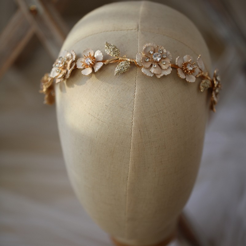 Delicate Goud Kleur Bloemen Vrouwen Crown Bruiloft Haar Tiara Crystal Bruids Hoofddeksel Handgemaakte Vintage Haarband: Goud-kleur