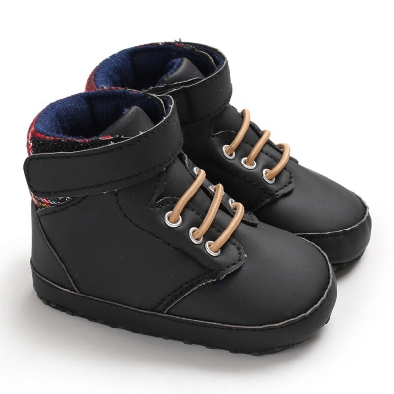 Botas bebê botas de algodão botas de moda quente Não-slip bebê menino 2019 Inverno fresco do bebê sapatos de sola macia do bebê sapatos: Black / 2