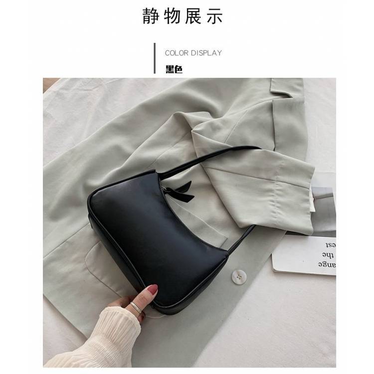 Soild Colour All Match Women Armpit Bags Simple Women Casual Small Baguette Handbags Soft PU Leather Ladies Armpit Bags: Black