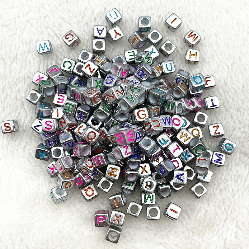 100 Uds 7x4mm 6x6mm cuentas de letras del alfabeto mezcladas cuentas para hacer joyería Diy accesorios de pulseras hechas a mano