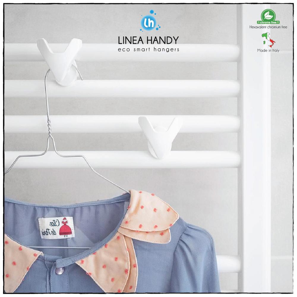 4 pezzi Coppia di appendini "Vip" per radiatori scaldasalviette. Innovativo porta asciugamani, lo monti in 30 sec. (senza fori sulle piastrelle, niente colla necessaria)