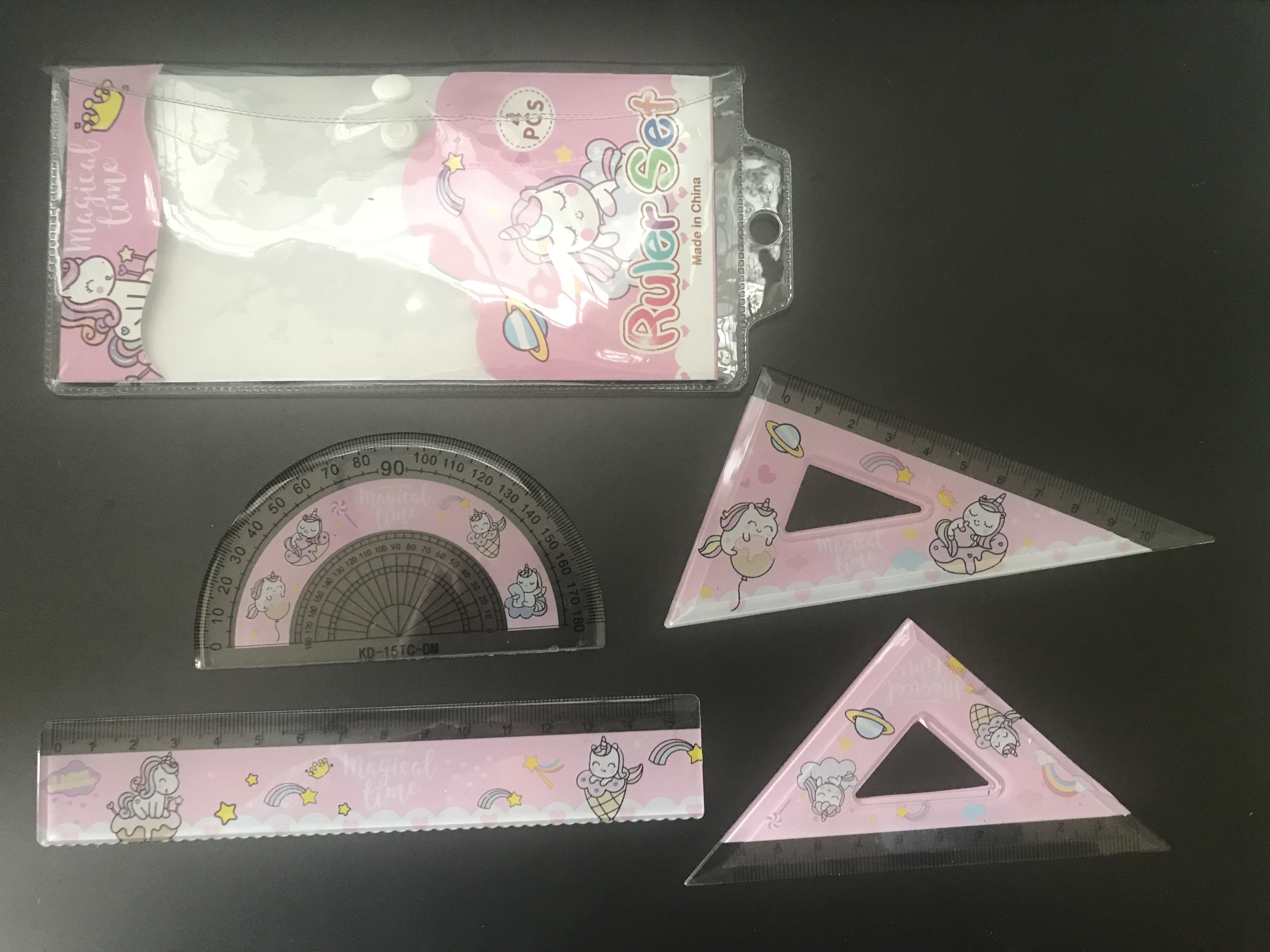 Ensemble de règles droites en forme de Triangle en plastique, avec licorne, animal mignon, rapporteur, géométrie des maths, papeterie pour enfants, 4 pièces/ensemble