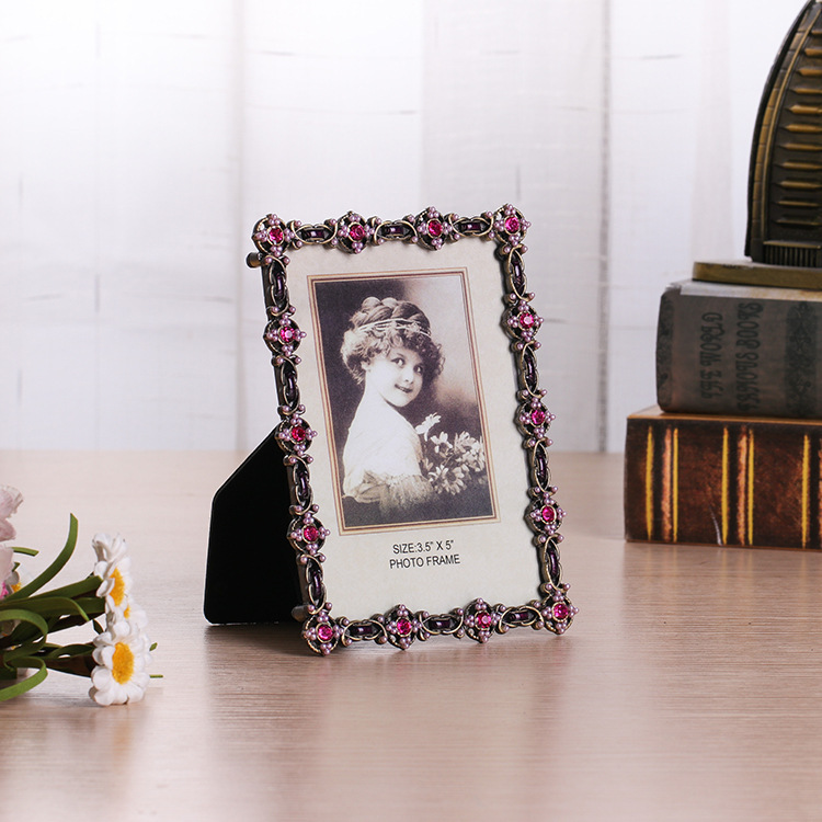 White Flower Textured Hand-Crafted Photo Frame Easel Hook for Tabletop Wall Display Decorative Floral: Dark Khaki
