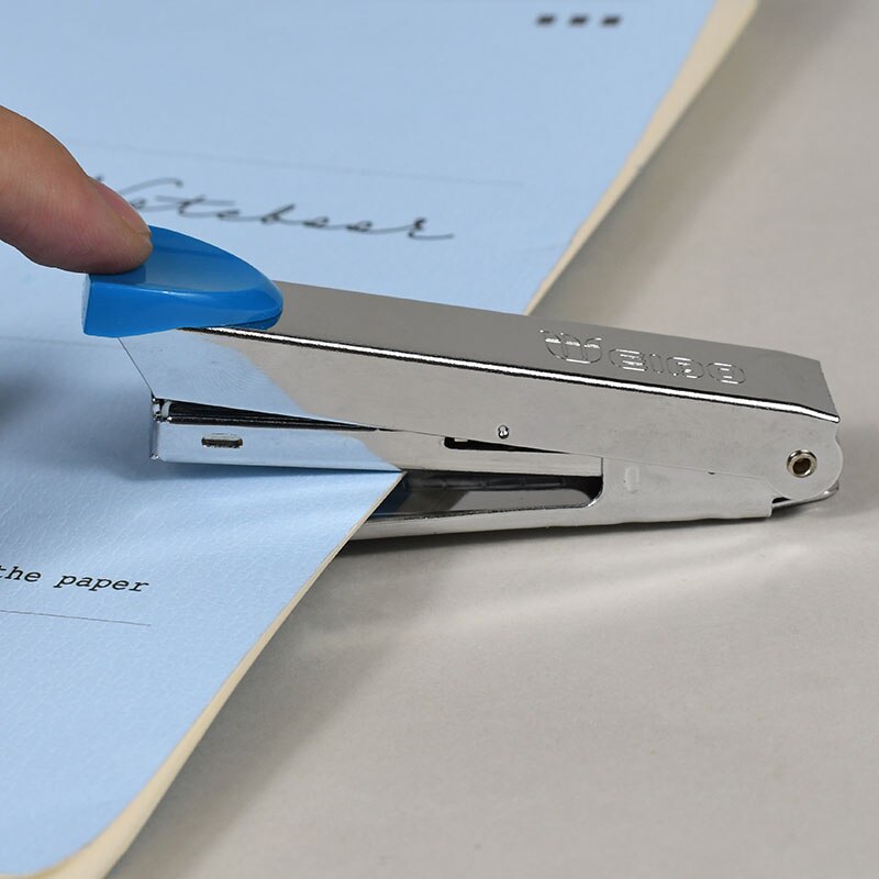 1001 Mini Nietmachine 10 # Metalen Duurzaam Kleur Nietmachine Shool Briefpapier Office Supply Nietjes Kantoor Accessoires