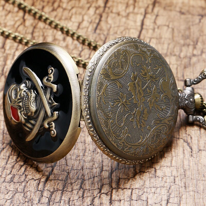 Retro pirater skalle i ett stycke fickur steampunk hängande klockor  p419