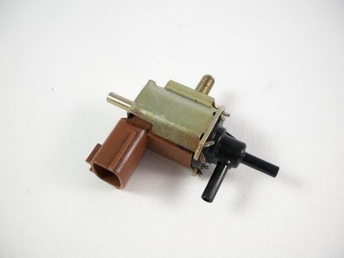 Originele Egr Vacuüm Schakelaar Magneetklep Sensor Vsv Voor Nissan 2.4L 2.5 K5T46573