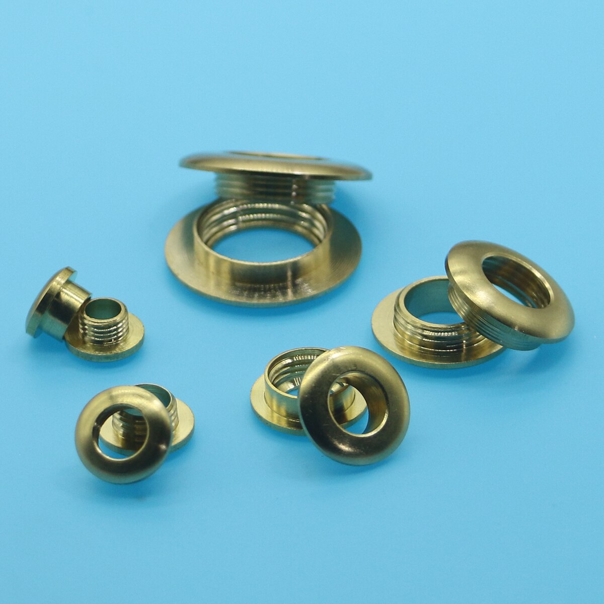 2pcs Solid Brass Screw Back Eyelets Craft Accessory Metal Plating Round Eyelets with Washer Grommets Leather for Bags Jeans