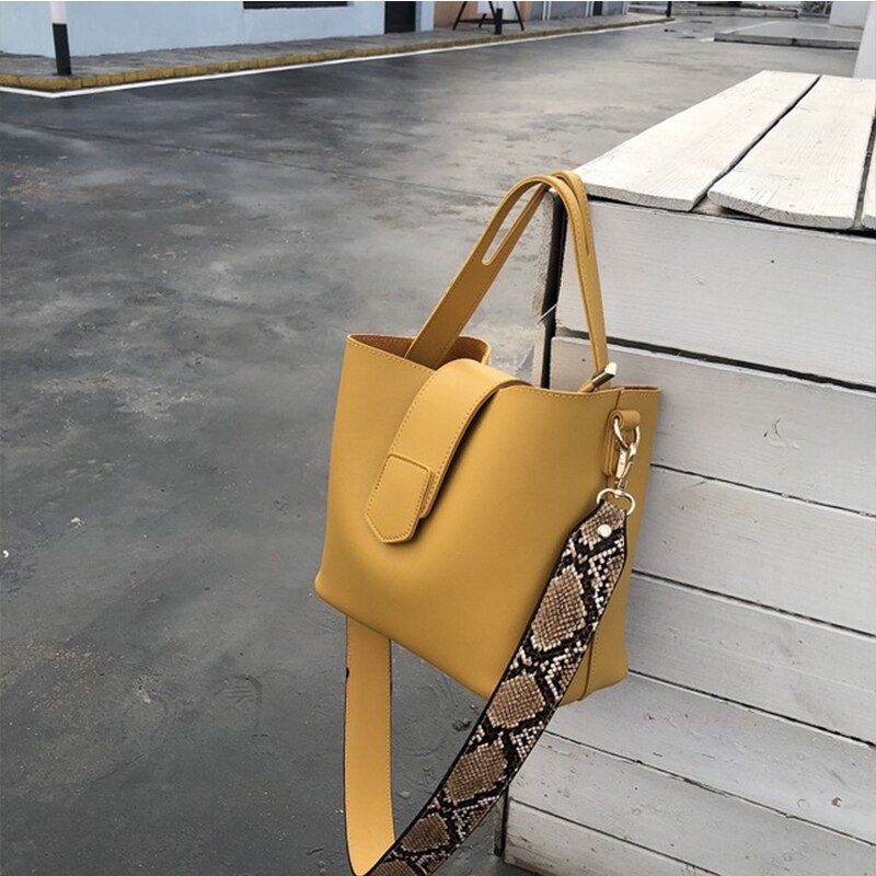 Solid Color Female Leather Women Bag Women's Shoulder Handbags Bucket Large Capacity Tote Casual Female Crossbody Bags: Yellow