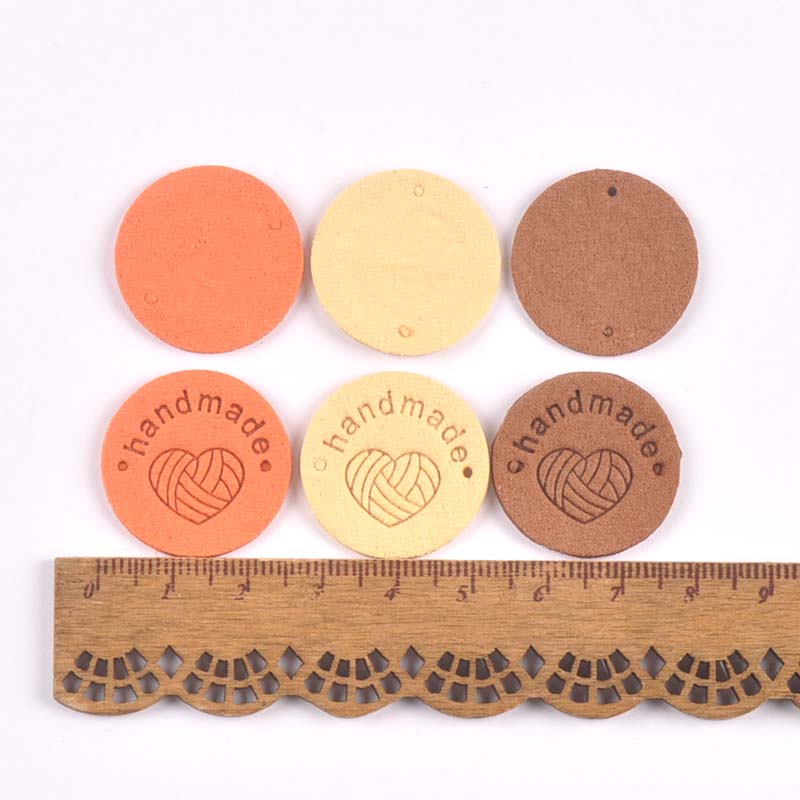 20 piezas, 2,5 cm, tela redonda de PU, etiquetas en relieve hechas a mano, etiqueta de bandera DIY para accesorios de costura de prendas cp3436