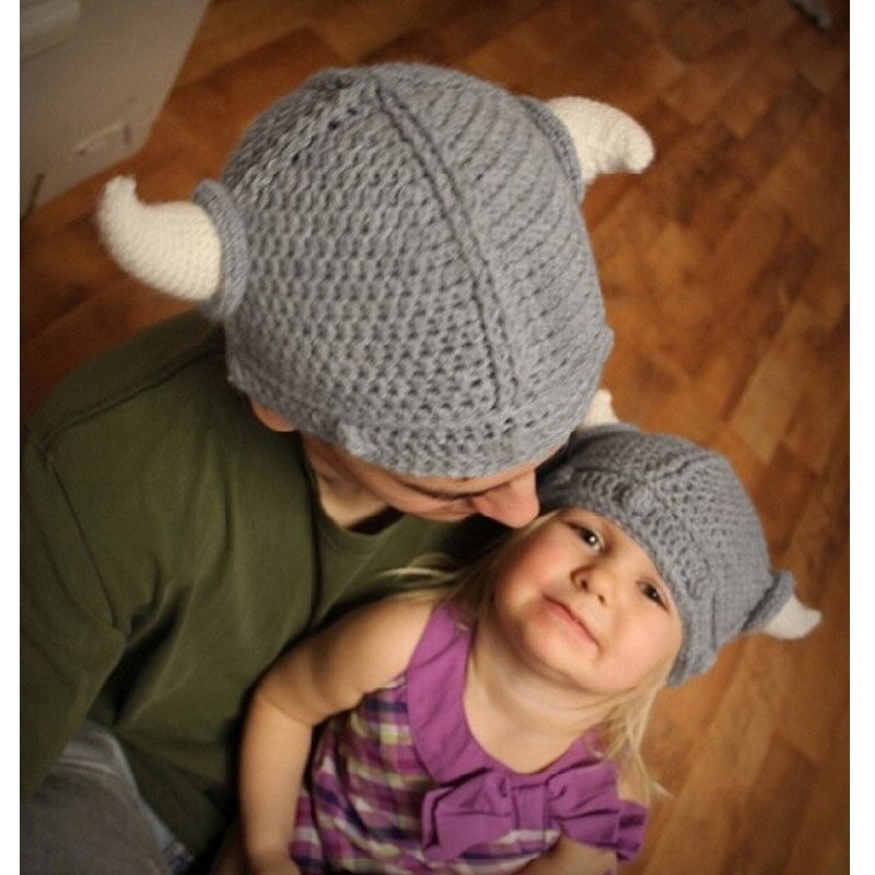 Gorro de invierno al Crochet con dibujos animados para niños, gorro de punto con cuernos de Vikingo, hecho a mano, de Navidad