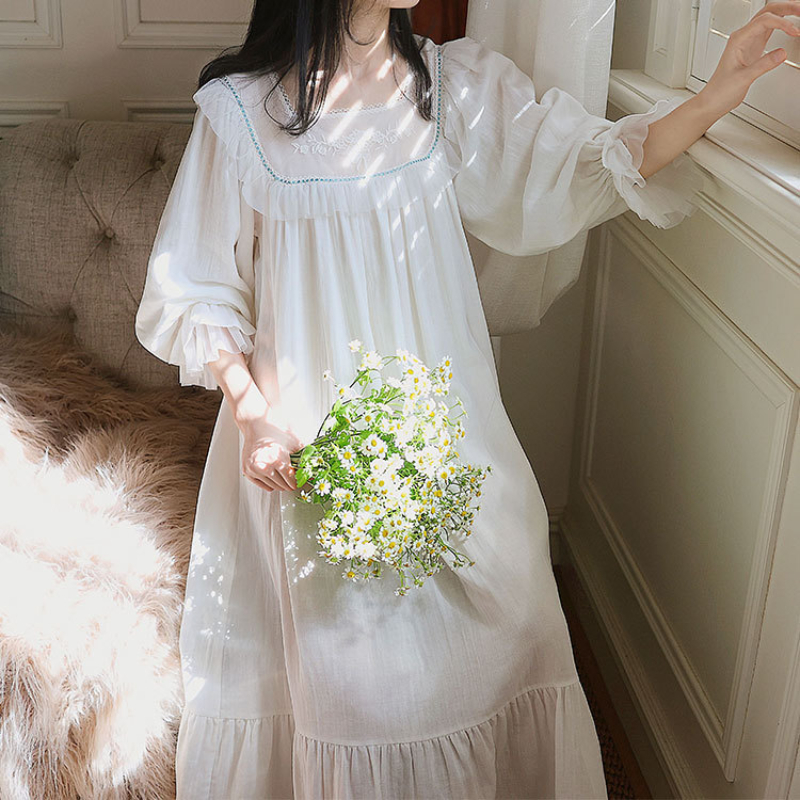 White Vintage Nightgown Women Cotton Embroidery Lace Princess Sleepwear Peignoirs Ladies Loungewear Victorian Lolita Night Dress