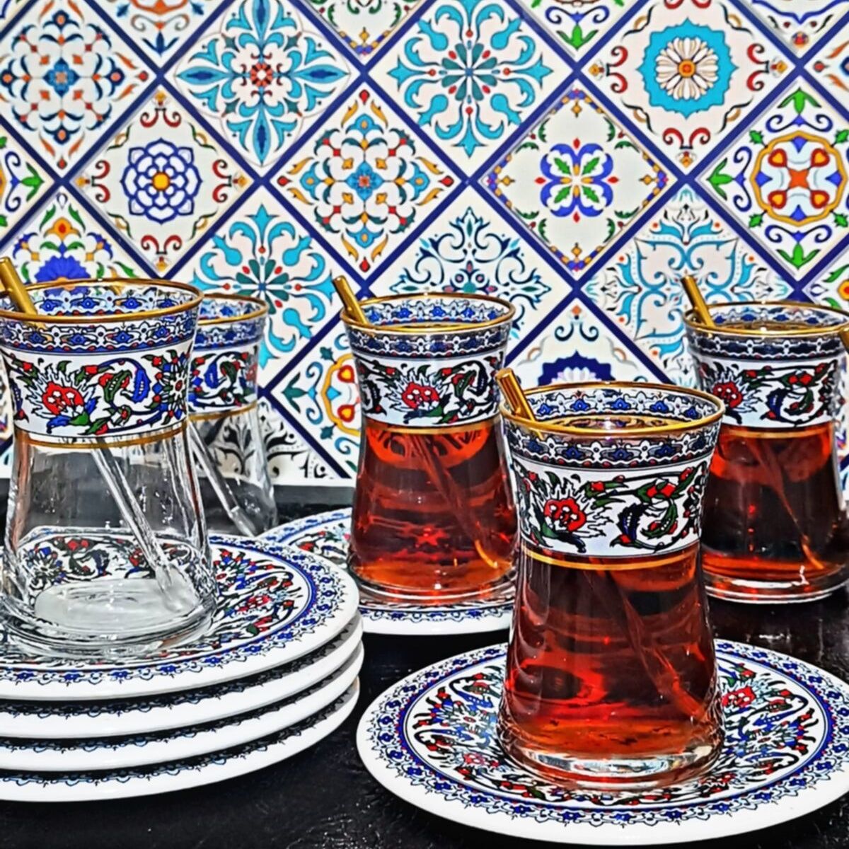 18 Pcs Turkish Tea Cups drinkware Tile Patterned Glass Arabic Tea Ware Porcelain Plate Glass Spoon expresso coffee tea set