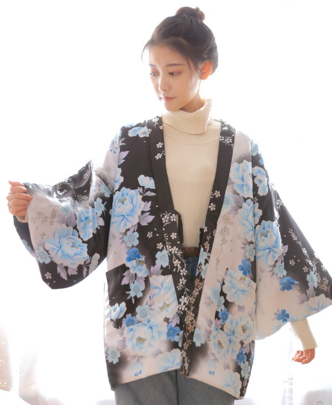 Kimono abrigado japonés de Invierno para mujer, abrigo Haori acolchado de algodón grueso, ropa de abrigo holgada con estampado Floral W035