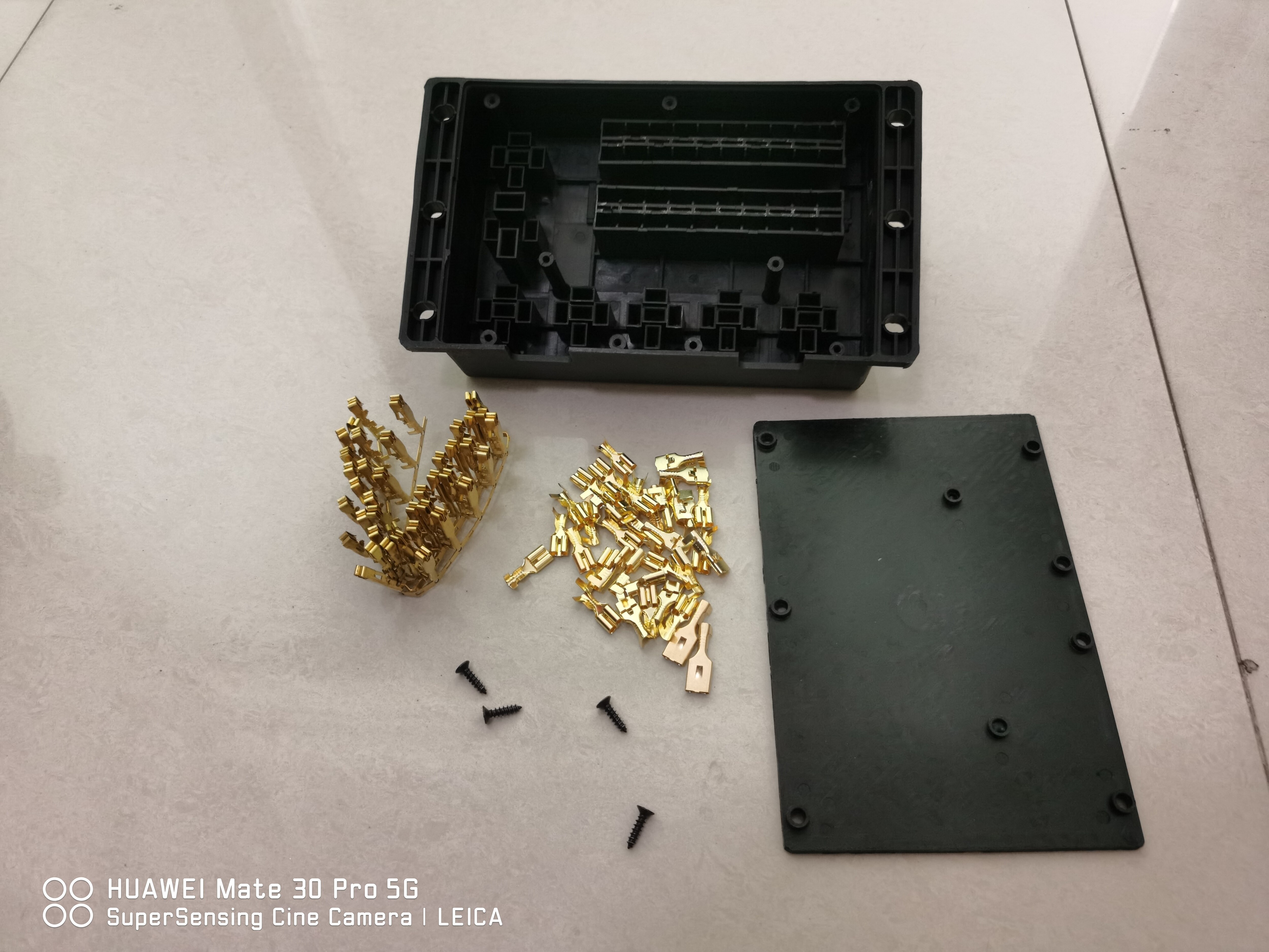 20-way central control box, fuse relay box, 7-bit relay with 20-bit safety control box