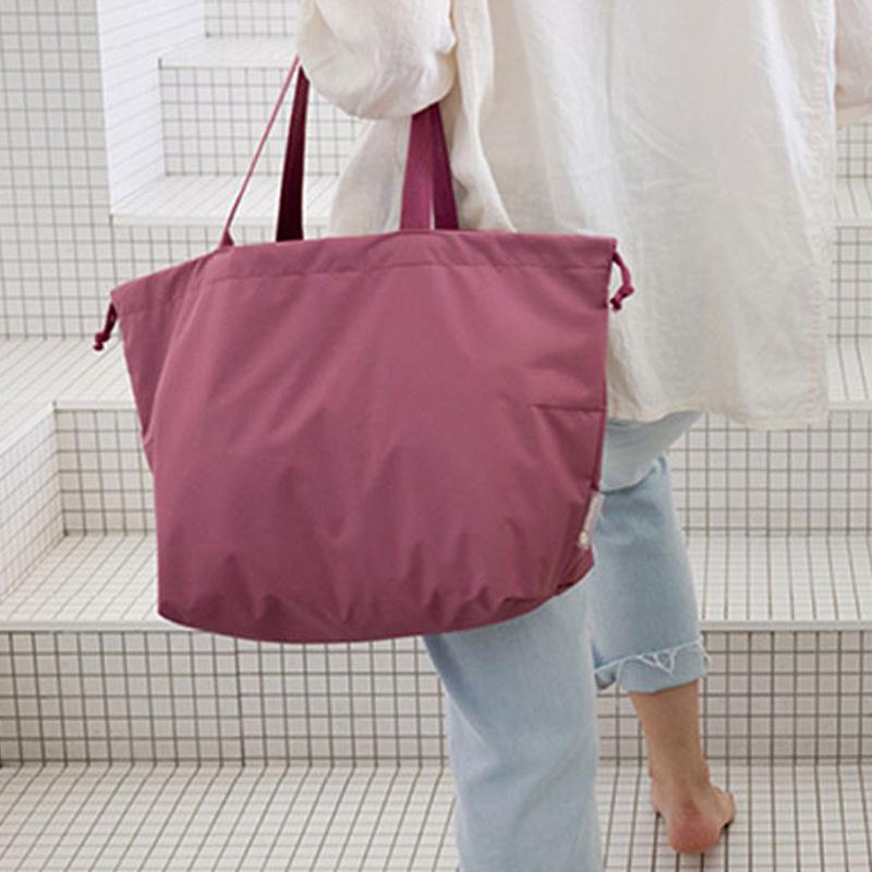 Bolsa de viaje coreana impermeable para mujer, bolsa de almacenamiento de ropa de nailon portátil, bolso de hombro, bolsa de mano de gran capacidad: Red