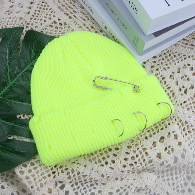 Hoeden Voor Vrouwen Mutsen Effen Broche Gat Skullies Vrouwen Hoeden Casual Party Unisex Straat Hiphop Winter Hoeden Sombrero de Mujer: light yellow