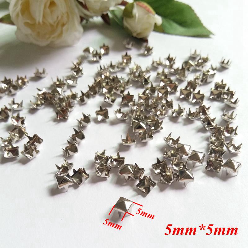 300pcs/lot Square rivet 5*5MM Four claw metal studs and decoration Spikes for clothing Garment Rivets for Clothes