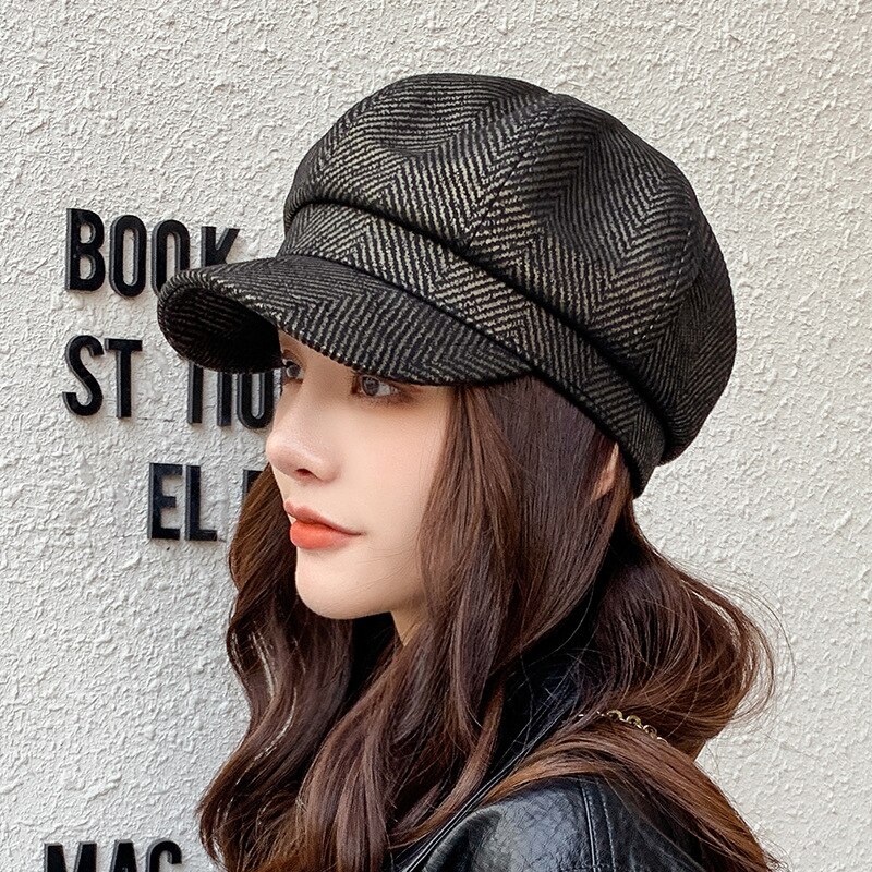 HT3389 Women Berets Striped Octagonal Newsboy Cap Vintage Artist Painter Beret Hat Female Autumn Winter Hat Beret Cap: Black Gold