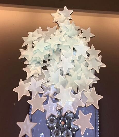 50 sztuk 3D gwiazdy świecące w ciemności naklejki ścienne świetlny fluorescencyjne na ścianę naklejki dla dzieci pokój dziecięcy sypialnia sufit Dom dekoracje: H1lan