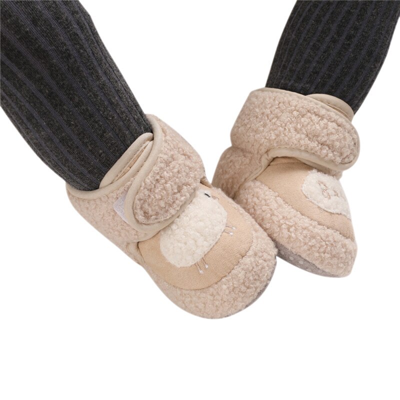 Baby jongens meisjes pantoffels, schattige schapenpatroon baby laarzen winter warme zachte katoenen peuter eerste loopstoel schoenen voor in de wieg