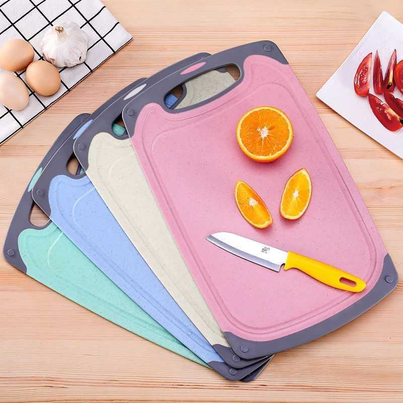 La planche à découper en plastique antidérapante bloque le tapis de Table accrochant le trou Ultra-mince Camping fruits légumes planche à découper outil de cuisine