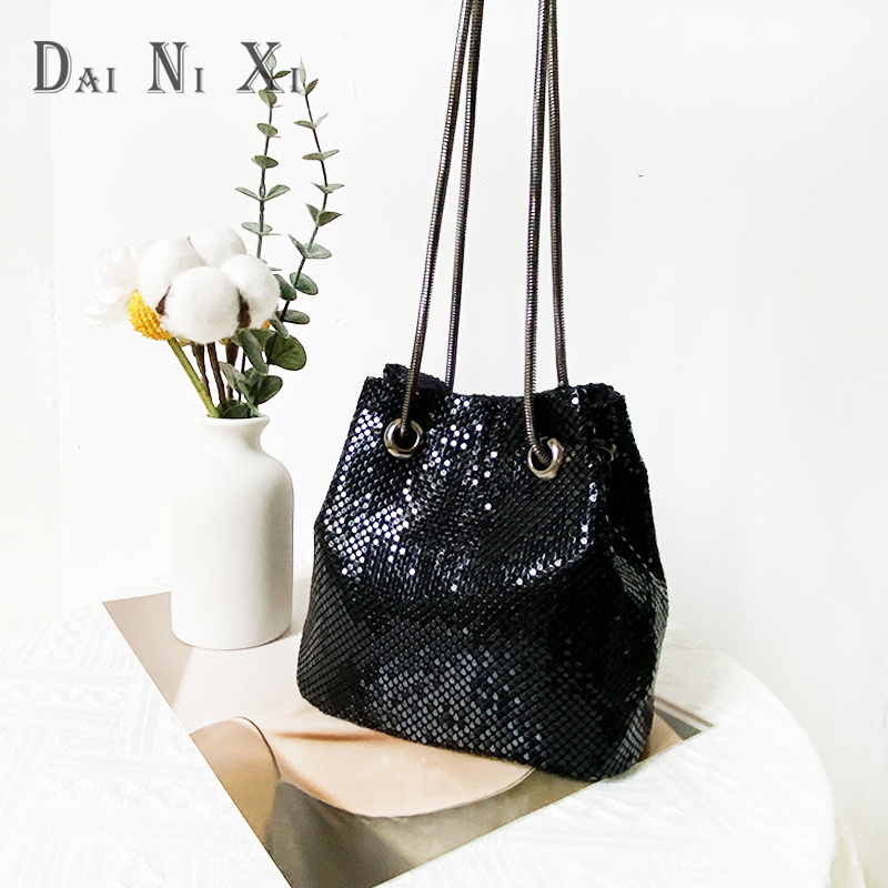 Women Aluminum Mesh Bucket Shoulder Bag Clutch Handmade Metal Strap Handbags Bridal Purse
