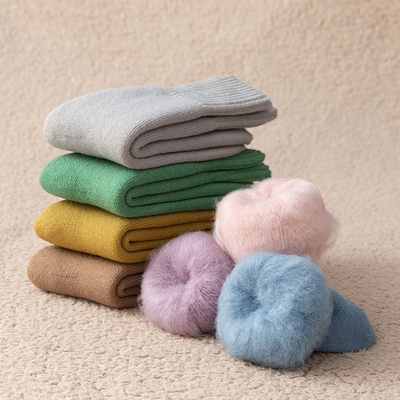 Winter Thicken Warm Women's Socks Solid Black White Velvet Boots Floor Sleeping Sock Thermal Warmer Snow Sock for Christmas