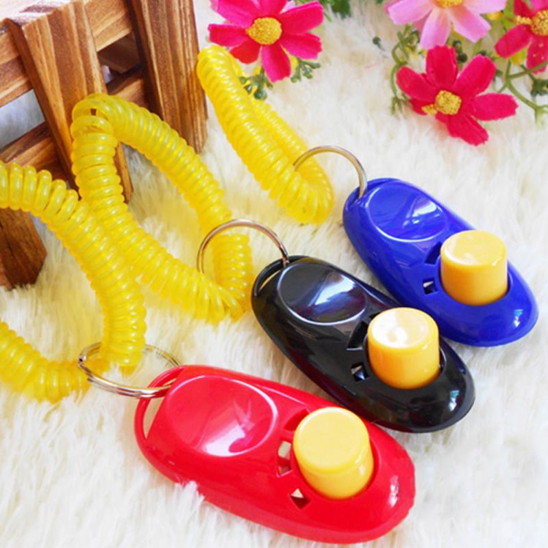 1 pc bonito animal de estimação gato cão treinamento clicker plástico novos cães clique trainer ajuda muito ajustável alça de pulso som chaveiro apito do cão