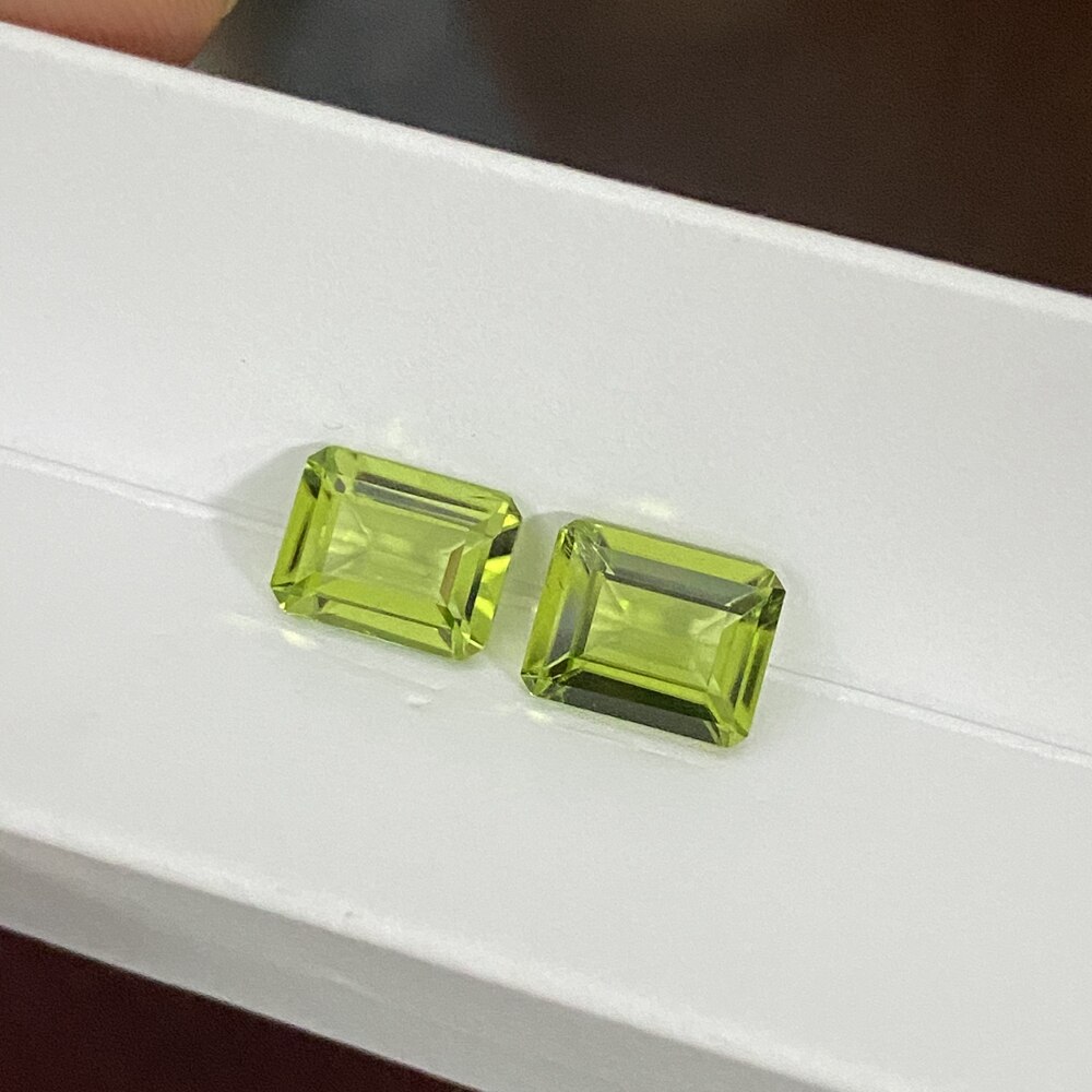 Meisidian A Octagon Cut 7X9mm 2 Carat Natural Peridot Stone