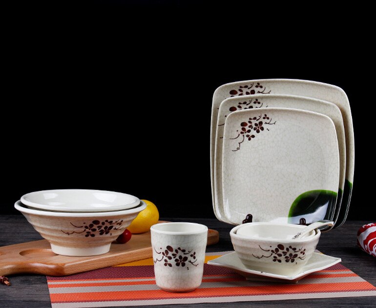 Högkvalitativ kvadratisk plastik maträtt lunch mat godis tallrik bricka porslin lotusblad mönster tårta frukt snack tallrik kinesisk stil