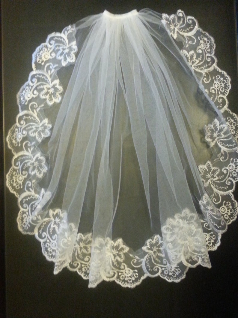 Velo da sposa da sposa a 1 strato con bordo in pizzo a basso costo con pettine in metallo velo da comunione bianco avorio