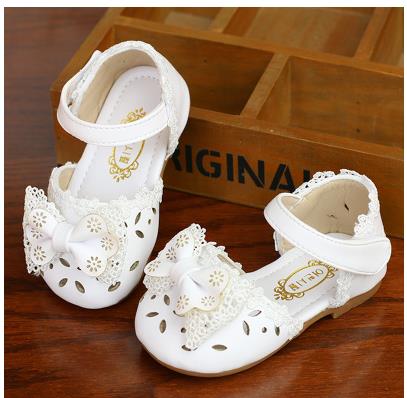 Baby Sandalen Mädchen Baby Sommer 0-1-3 Jahre rutschfeste Weiche Untere Mädchen Prinzessin Schuhe Kleinkind schuhe Bowtie Aushöhlen Sandalen: Weiß / 8