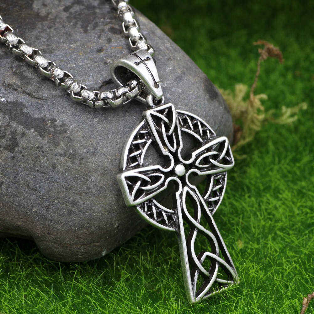Du glänste vintage gotisk hollow out vikings kors hängen för män kvinnor halsband